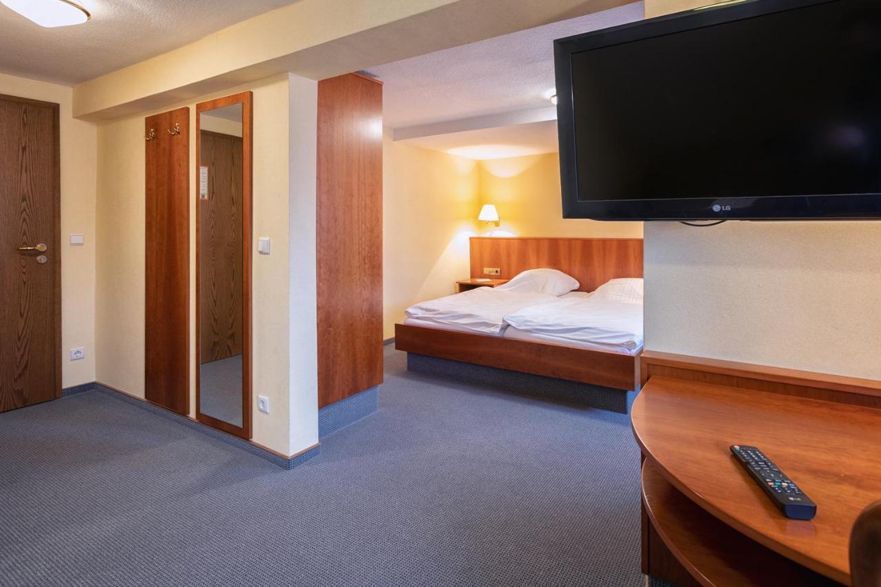 Hotel-Restaurant Weinhaus Grebel Koblenz  Dış mekan fotoğraf
